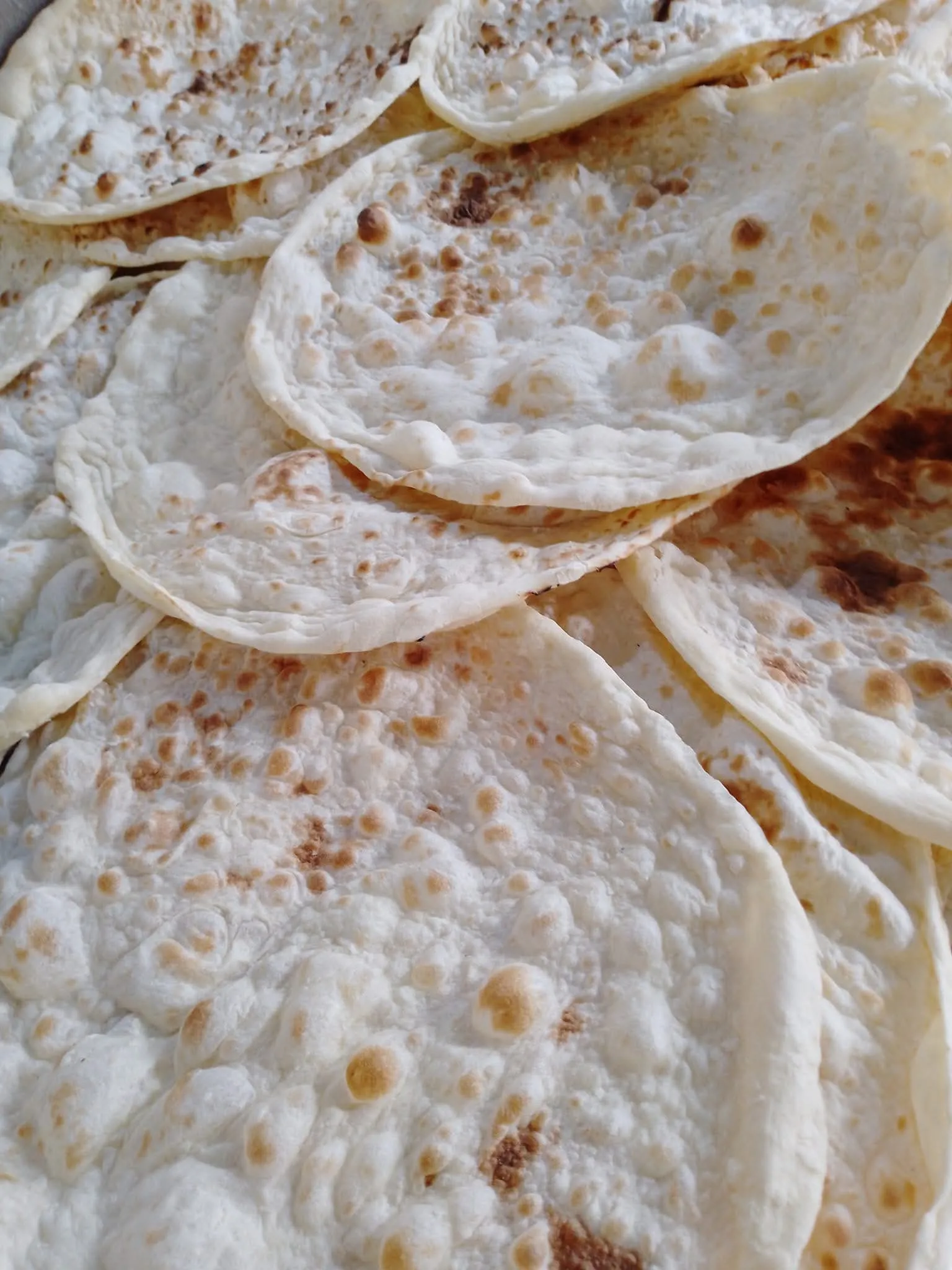 خبز بيت ٦ ب١٠٠٠